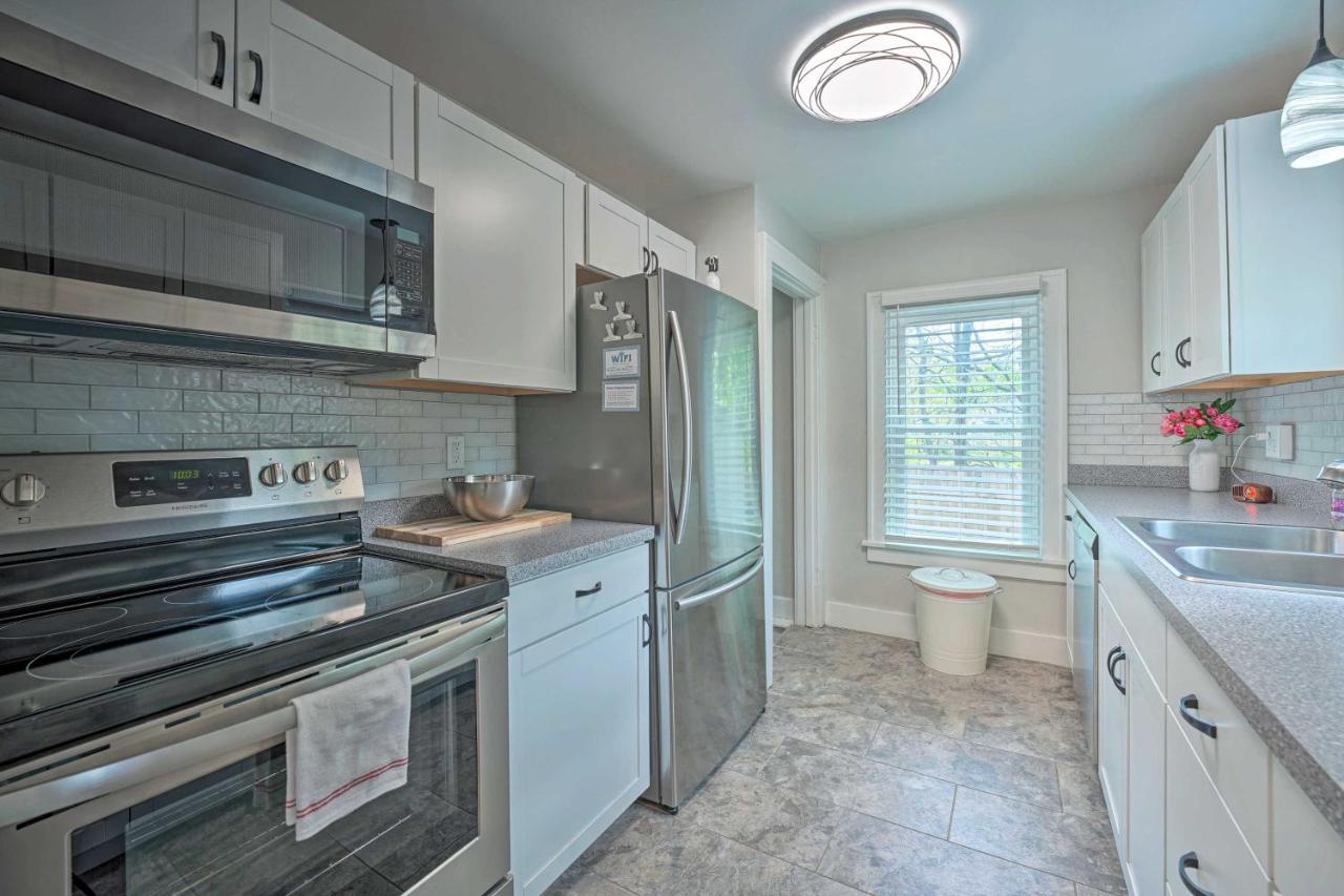 Benton Harbor Gracie Cottage With Hot Tub And Yard! Eksteriør billede