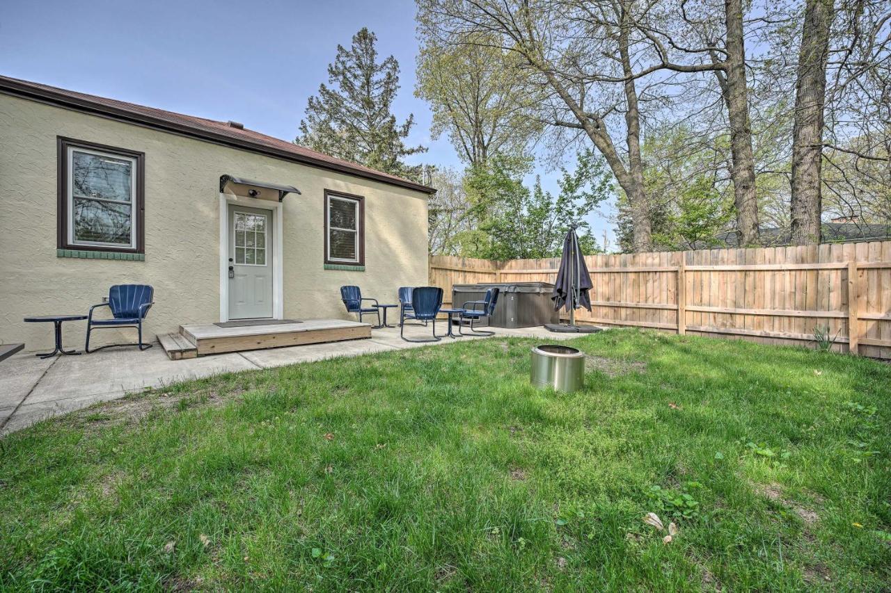 Benton Harbor Gracie Cottage With Hot Tub And Yard! Eksteriør billede